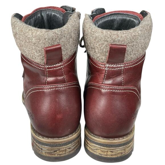 Taos Women’s Cutie Red Leather Side Zip Ankle Boot Size US 5.5 - Picture 8 of 11